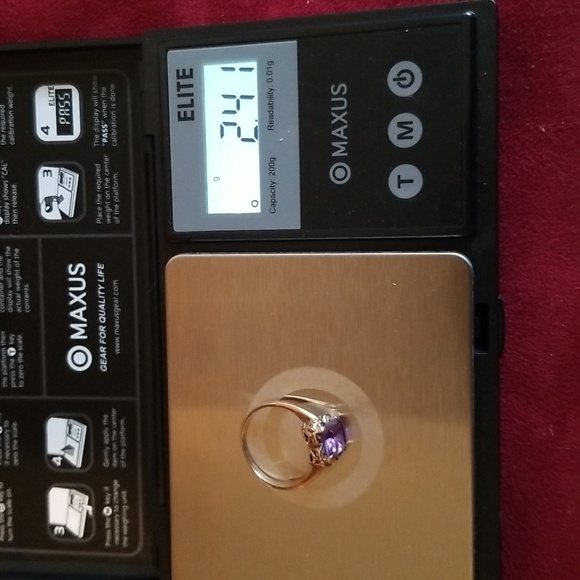 Vintage 10K gold ring with Amethyst stone - Picture 9 of 10